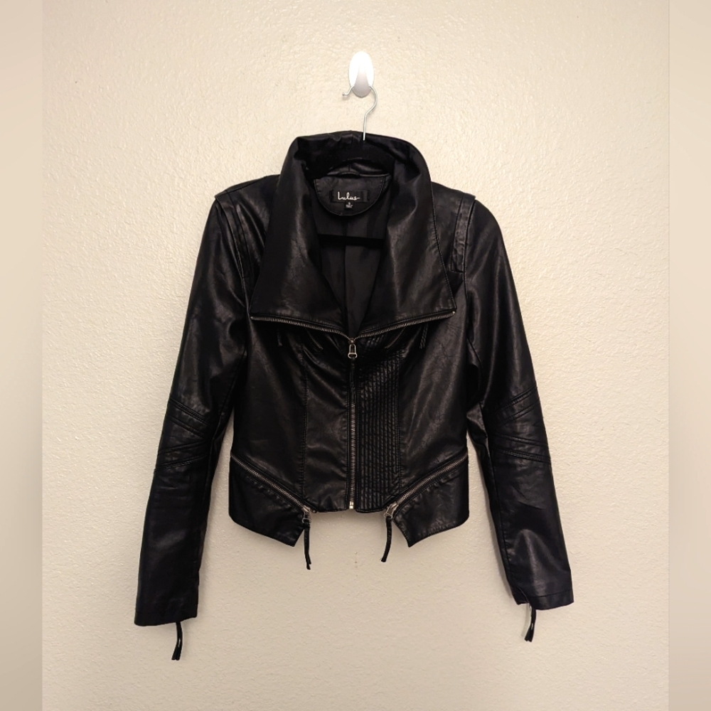 Lulu's leather jacket zipper & paneling details size S